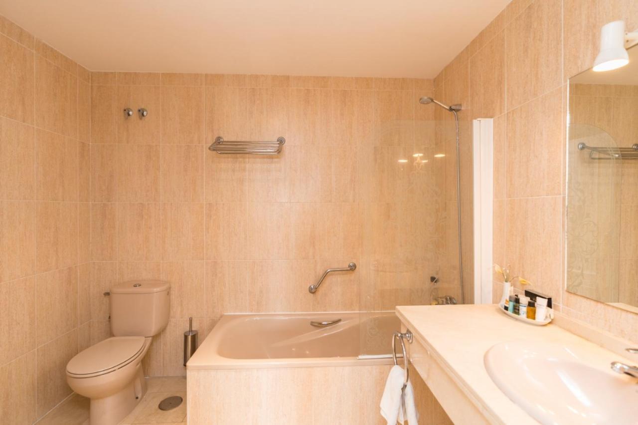 Estrelicia II Appartement Marbella Buitenkant foto