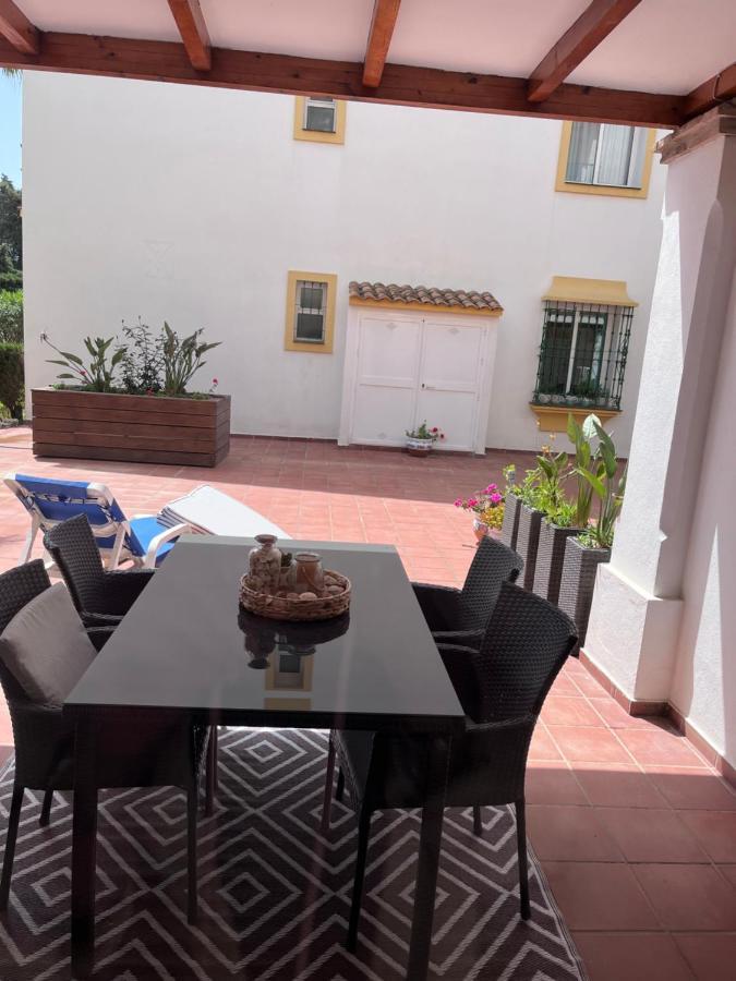 Estrelicia II Appartement Marbella Buitenkant foto